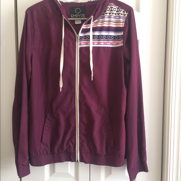 Size L jacket - Picture 2 of 4